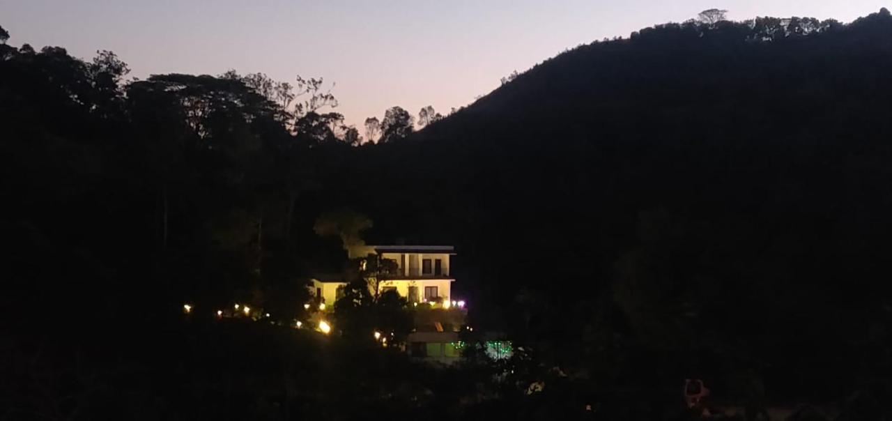 Mist Woods Vagamon Hotel Exterior photo
