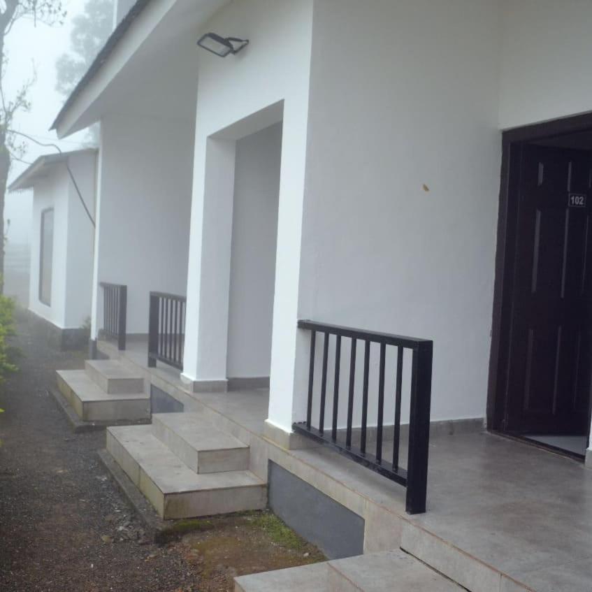 Mist Woods Vagamon Hotel Exterior photo